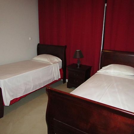 Bed and Breakfast Residencial Girassol, Lda São Filipe Exterior foto