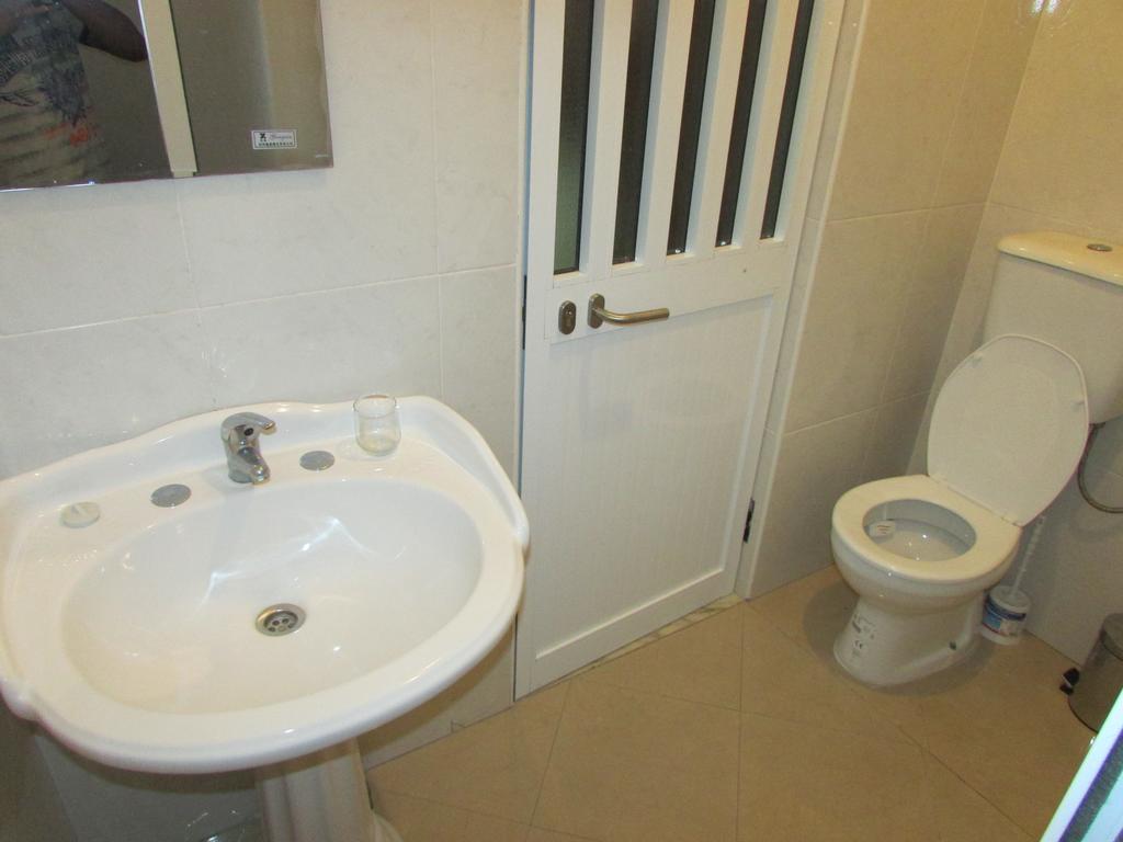 Bed and Breakfast Residencial Girassol, Lda São Filipe Exterior foto