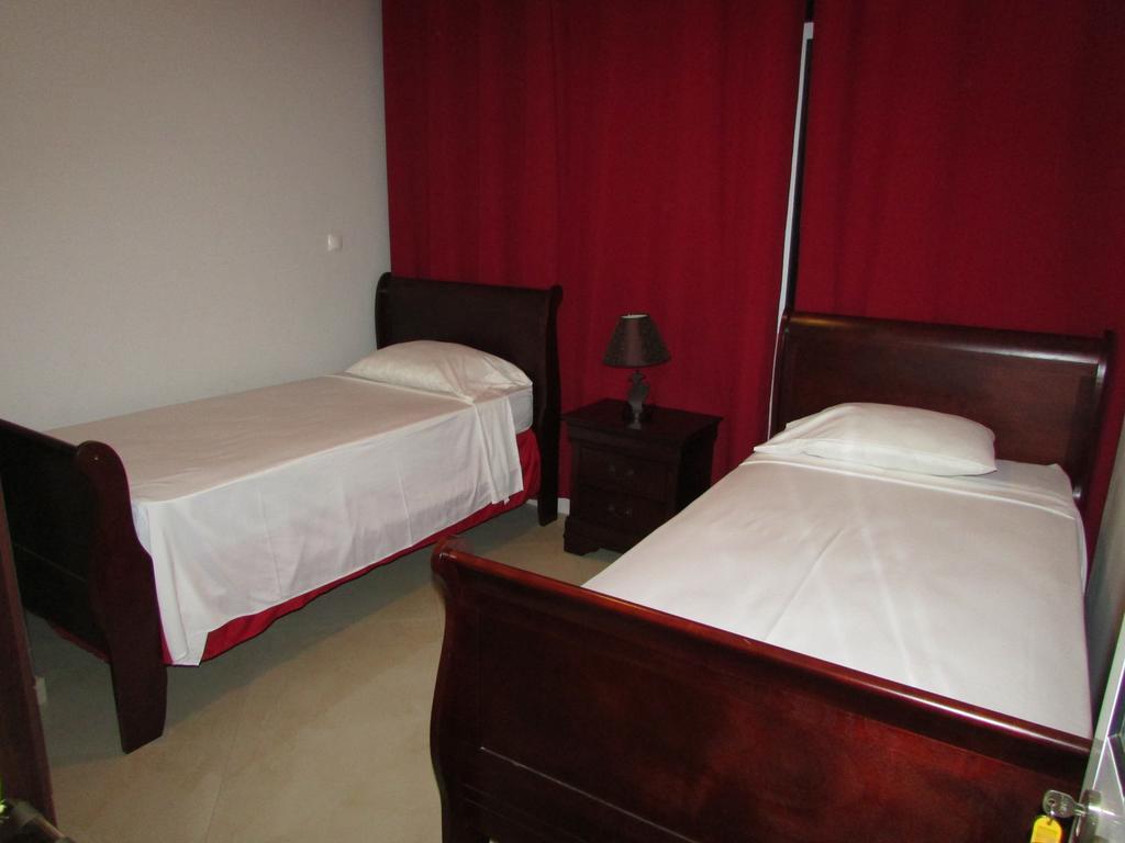 Bed and Breakfast Residencial Girassol, Lda São Filipe Exterior foto