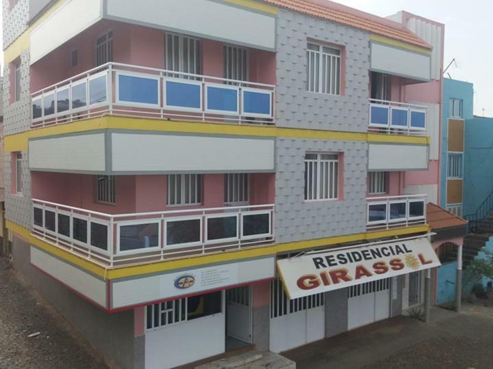 Bed and Breakfast Residencial Girassol, Lda São Filipe Exterior foto